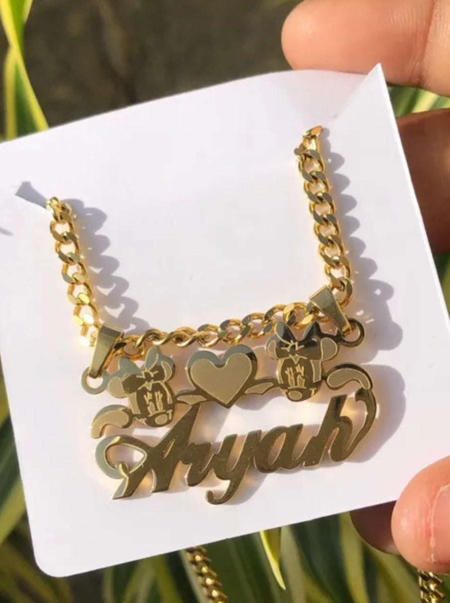 Minnie Heart Removable Nameplate